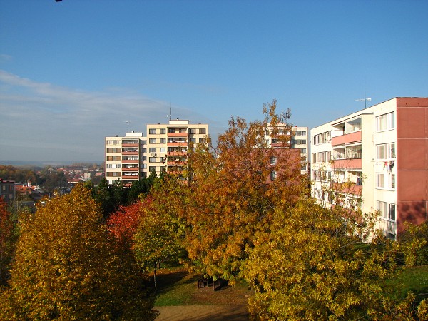 SLAN - PODZIM V PARKU A SLNSK HORA 330 M